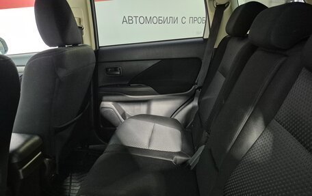 Mitsubishi Outlander III рестайлинг 3, 2018 год, 1 804 000 рублей, 14 фотография