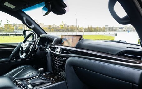 Lexus LX III, 2018 год, 6 490 000 рублей, 11 фотография