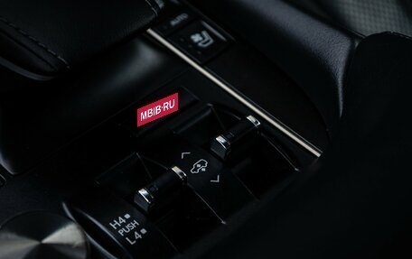 Lexus LX III, 2018 год, 6 490 000 рублей, 24 фотография