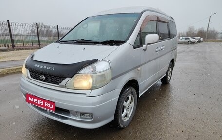 Nissan Serena II, 2001 год, 665 000 рублей, 1 фотография