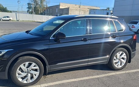 Volkswagen Tiguan II, 2021 год, 3 500 000 рублей, 15 фотография