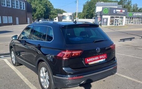 Volkswagen Tiguan II, 2021 год, 3 500 000 рублей, 18 фотография