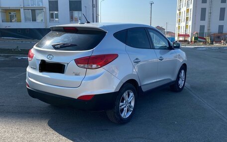 Hyundai Tucson III, 2011 год, 1 350 000 рублей, 3 фотография