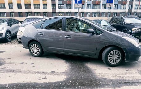 Toyota Prius, 2007 год, 600 000 рублей, 2 фотография