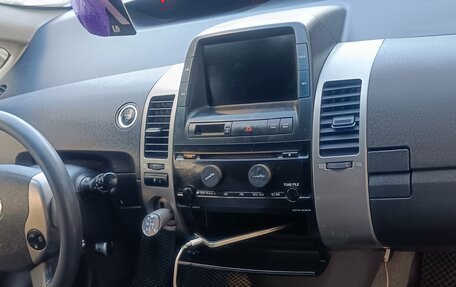 Toyota Prius, 2007 год, 600 000 рублей, 6 фотография