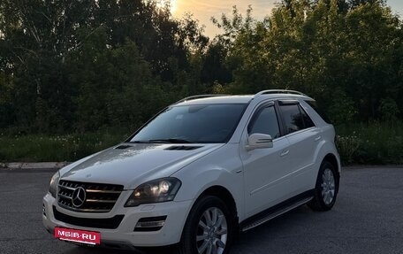 Mercedes-Benz M-Класс, 2011 год, 1 920 000 рублей, 4 фотография