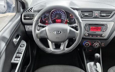 KIA Rio III рестайлинг, 2013 год, 899 000 рублей, 13 фотография