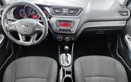 KIA Rio III рестайлинг, 2013 год, 899 000 рублей, 20 фотография