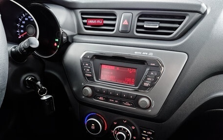 KIA Rio III рестайлинг, 2013 год, 899 000 рублей, 19 фотография