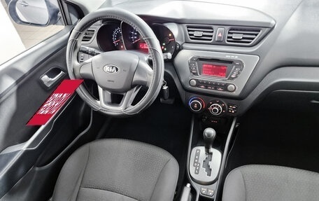 KIA Rio III рестайлинг, 2013 год, 899 000 рублей, 18 фотография