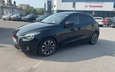 Mazda Demio IV, 2015 год, 1 400 000 рублей, 2 фотография