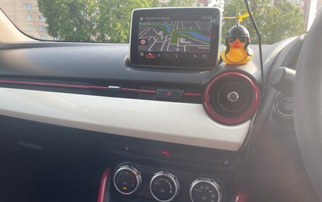 Mazda Demio IV, 2015 год, 1 400 000 рублей, 12 фотография