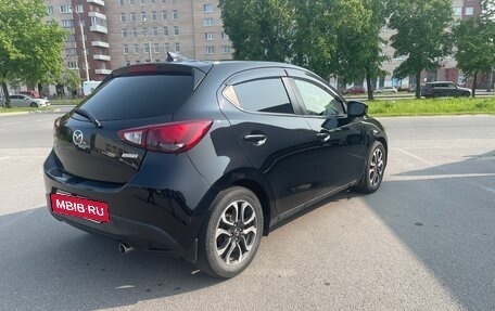Mazda Demio IV, 2015 год, 1 400 000 рублей, 5 фотография