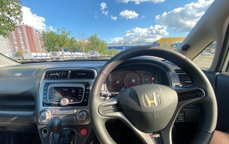 Honda Stream I рестайлинг, 2001 год, 290 000 рублей, 13 фотография