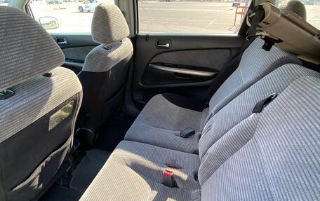 Honda Stream I рестайлинг, 2001 год, 290 000 рублей, 19 фотография