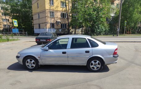 Opel Vectra B рестайлинг, 1998 год, 175 000 рублей, 4 фотография