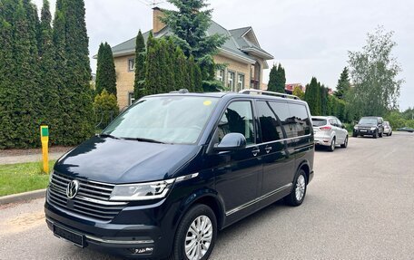 Volkswagen Multivan T6 рестайлинг, 2020 год, 6 300 000 рублей, 13 фотография