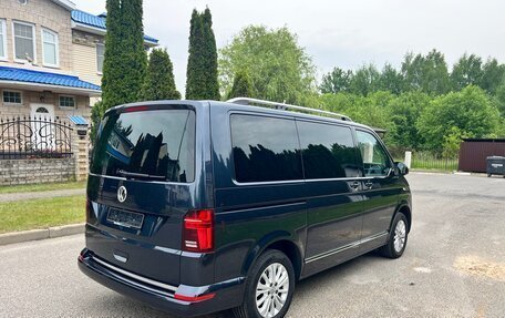 Volkswagen Multivan T6 рестайлинг, 2020 год, 6 300 000 рублей, 16 фотография