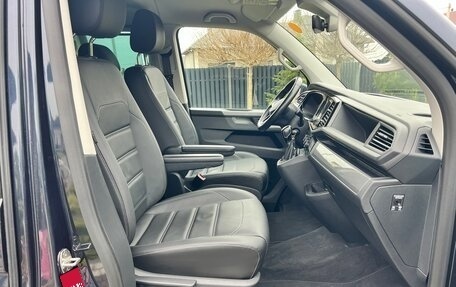 Volkswagen Multivan T6 рестайлинг, 2020 год, 6 300 000 рублей, 22 фотография
