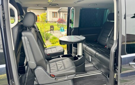 Volkswagen Multivan T6 рестайлинг, 2020 год, 6 300 000 рублей, 32 фотография