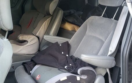 Dodge Caravan IV, 2005 год, 530 000 рублей, 7 фотография