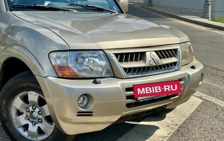 Mitsubishi Pajero III рестайлинг, 2004 год, 950 000 рублей, 2 фотография