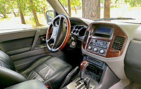 Mitsubishi Pajero III рестайлинг, 2004 год, 950 000 рублей, 15 фотография