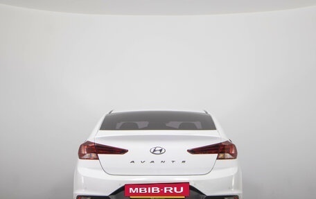 Hyundai Avante, 2018 год, 1 559 000 рублей, 6 фотография