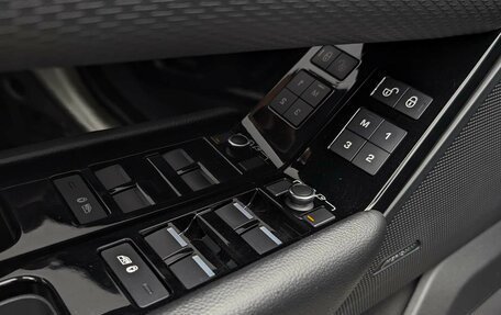 Land Rover Range Rover Velar I, 2017 год, 3 515 000 рублей, 10 фотография