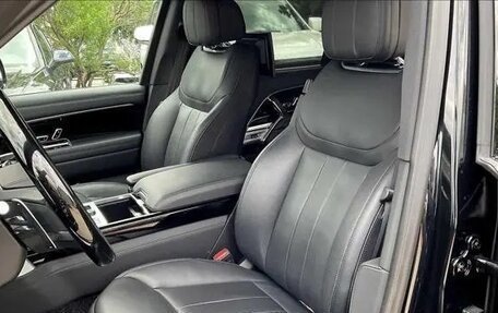 Land Rover Range Rover IV рестайлинг, 2022 год, 11 500 000 рублей, 7 фотография