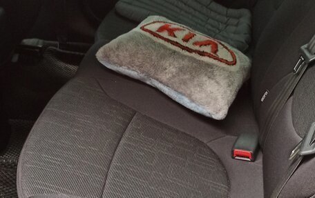 KIA Rio III рестайлинг, 2013 год, 940 000 рублей, 5 фотография