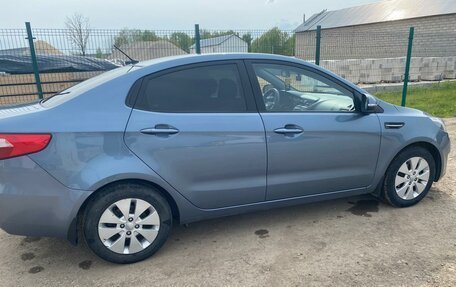KIA Rio III рестайлинг, 2013 год, 940 000 рублей, 9 фотография