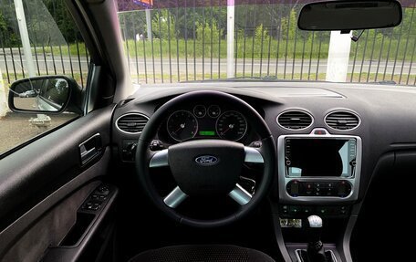 Ford Focus II рестайлинг, 2005 год, 349 000 рублей, 19 фотография
