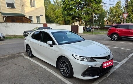 Toyota Camry, 2021 год, 3 350 000 рублей, 9 фотография