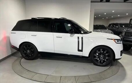 Land Rover Range Rover IV рестайлинг, 2022 год, 11 200 000 рублей, 4 фотография