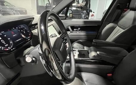Land Rover Range Rover IV рестайлинг, 2022 год, 11 200 000 рублей, 8 фотография