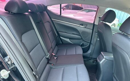 Hyundai Elantra VI рестайлинг, 2017 год, 997 800 рублей, 9 фотография