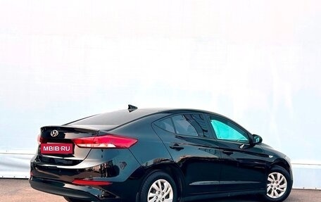Hyundai Elantra VI рестайлинг, 2017 год, 997 800 рублей, 2 фотография