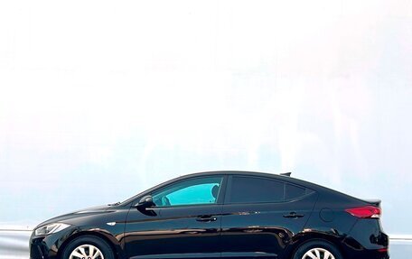 Hyundai Elantra VI рестайлинг, 2017 год, 997 800 рублей, 12 фотография