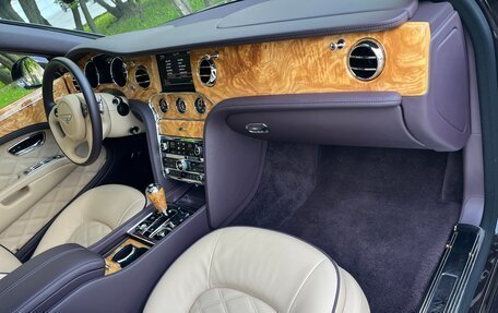 Bentley Mulsanne II, 2015 год, 11 940 000 рублей, 19 фотография