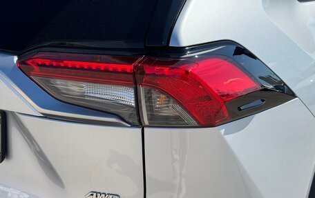 Toyota RAV4, 2020 год, 3 190 000 рублей, 4 фотография