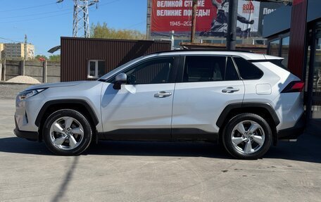 Toyota RAV4, 2020 год, 3 190 000 рублей, 19 фотография