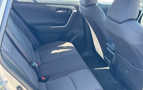 Toyota RAV4, 2020 год, 3 190 000 рублей, 15 фотография