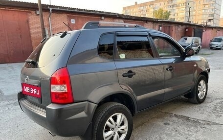 Hyundai Tucson III, 2008 год, 600 000 рублей, 3 фотография