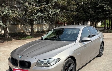 BMW 5 серия, 2013 год, 1 950 000 рублей, 2 фотография