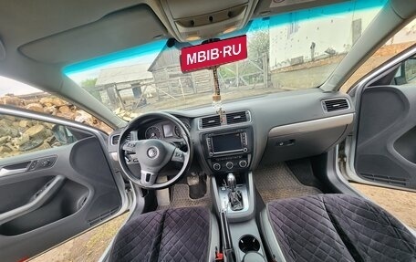 Volkswagen Jetta VI, 2013 год, 1 200 000 рублей, 1 фотография