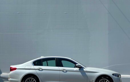 BMW 5 серия, 2019 год, 2 878 700 рублей, 13 фотография