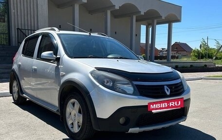 Renault Sandero I, 2013 год, 550 000 рублей, 2 фотография