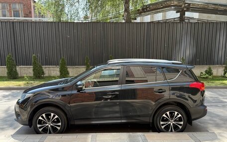 Toyota RAV4, 2015 год, 2 200 000 рублей, 2 фотография