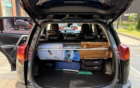 Toyota RAV4, 2015 год, 2 200 000 рублей, 10 фотография